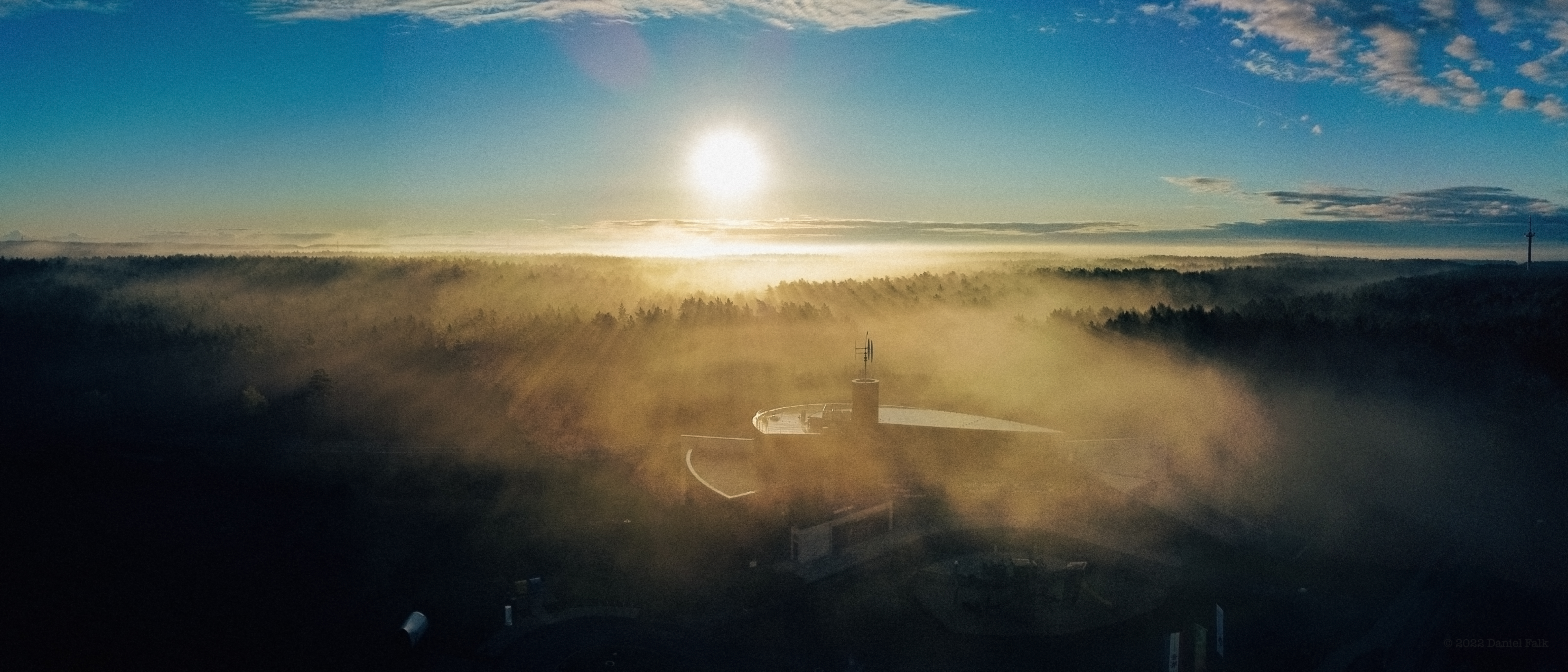 Unternehmenswelt - Präsenz zeigen. Zukunft gestalten Unternehmenswelt - Präsenz zeigen. Zukunft gestalten