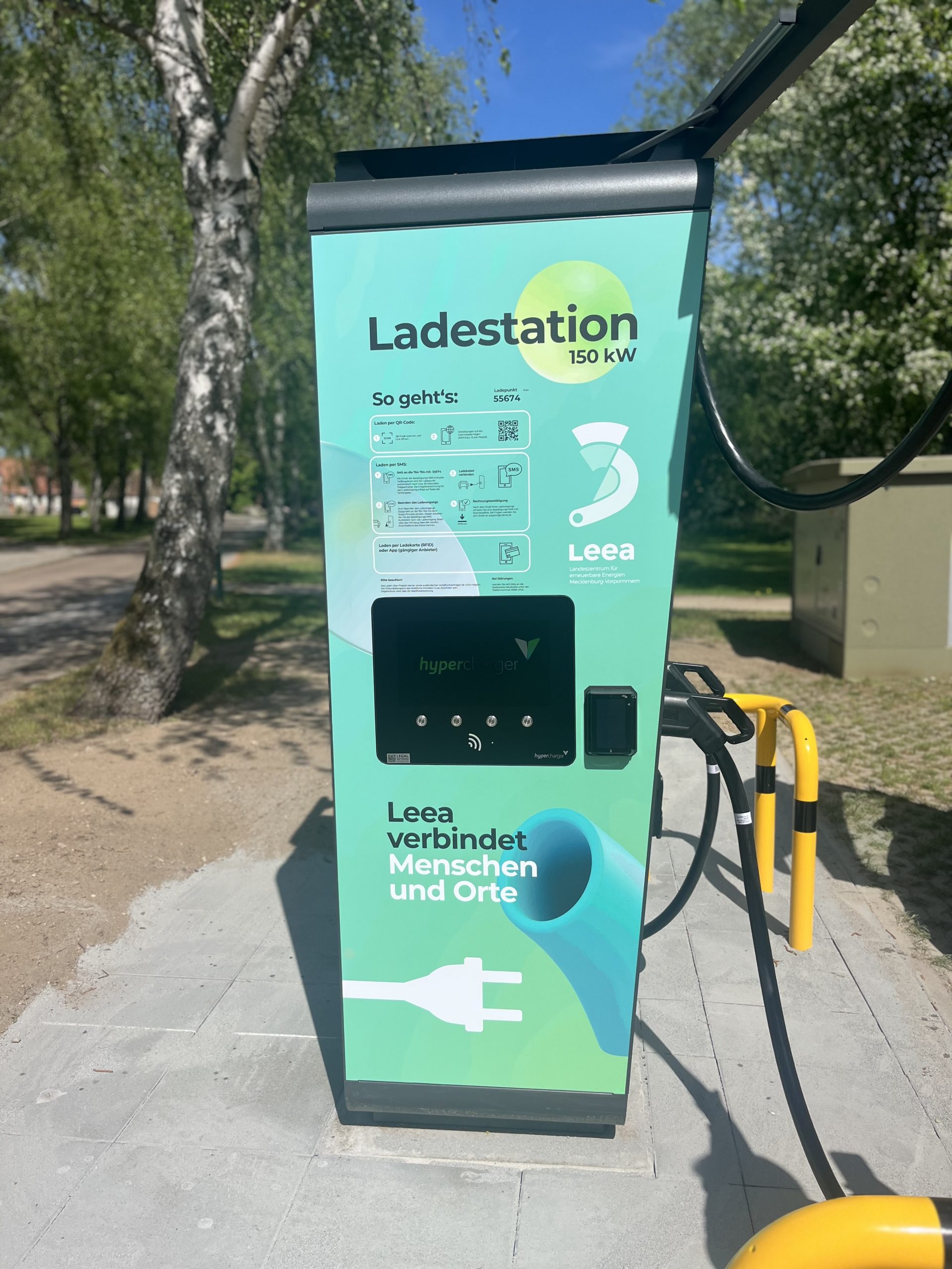 Laden mit vielen Anbietern – flexibel unterwegs Laden mit vielen Anbietern – flexibel unterwegs